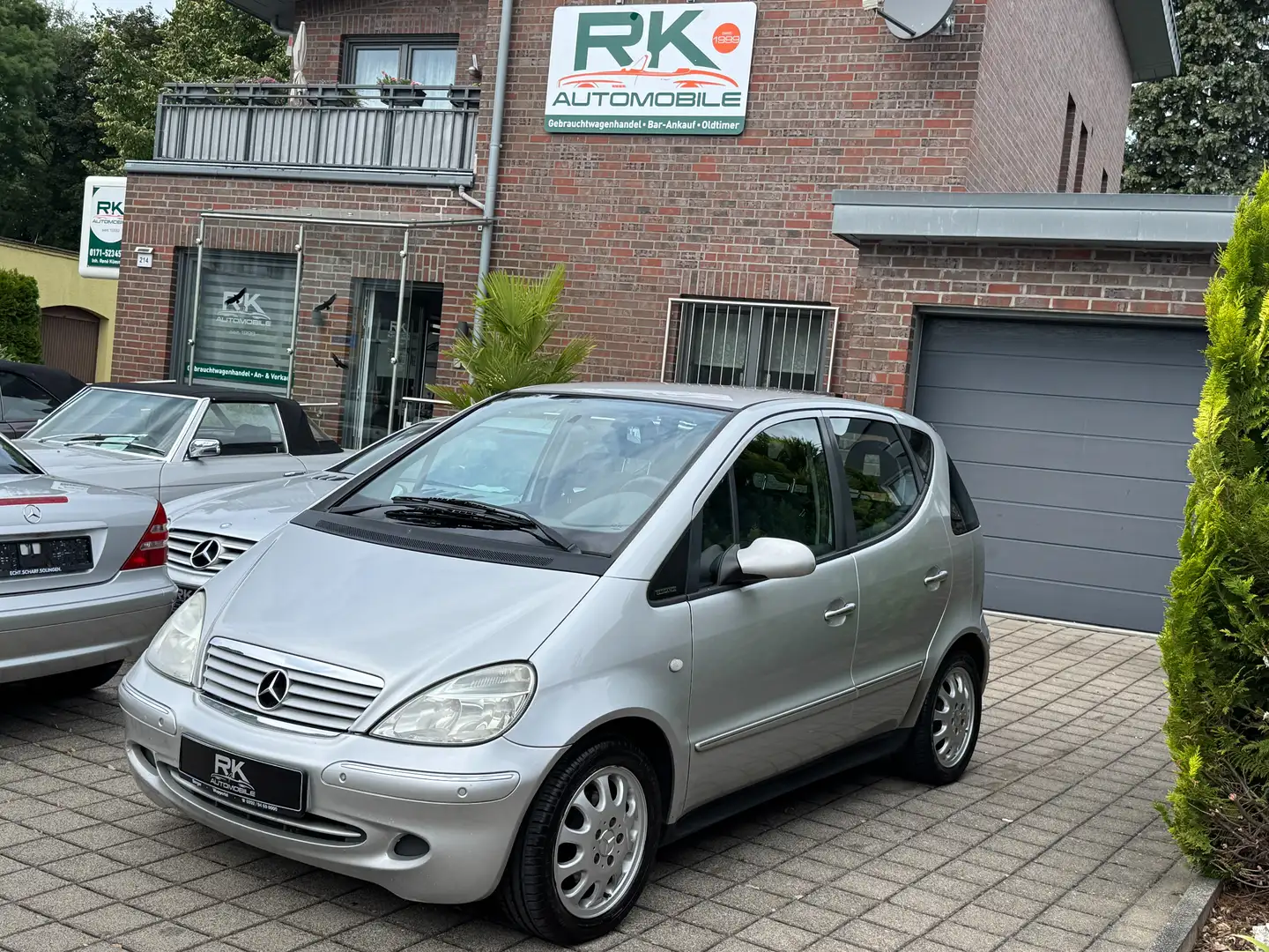 Mercedes-Benz A 140 Elegance HALBAUTOMATIK Argent - 1