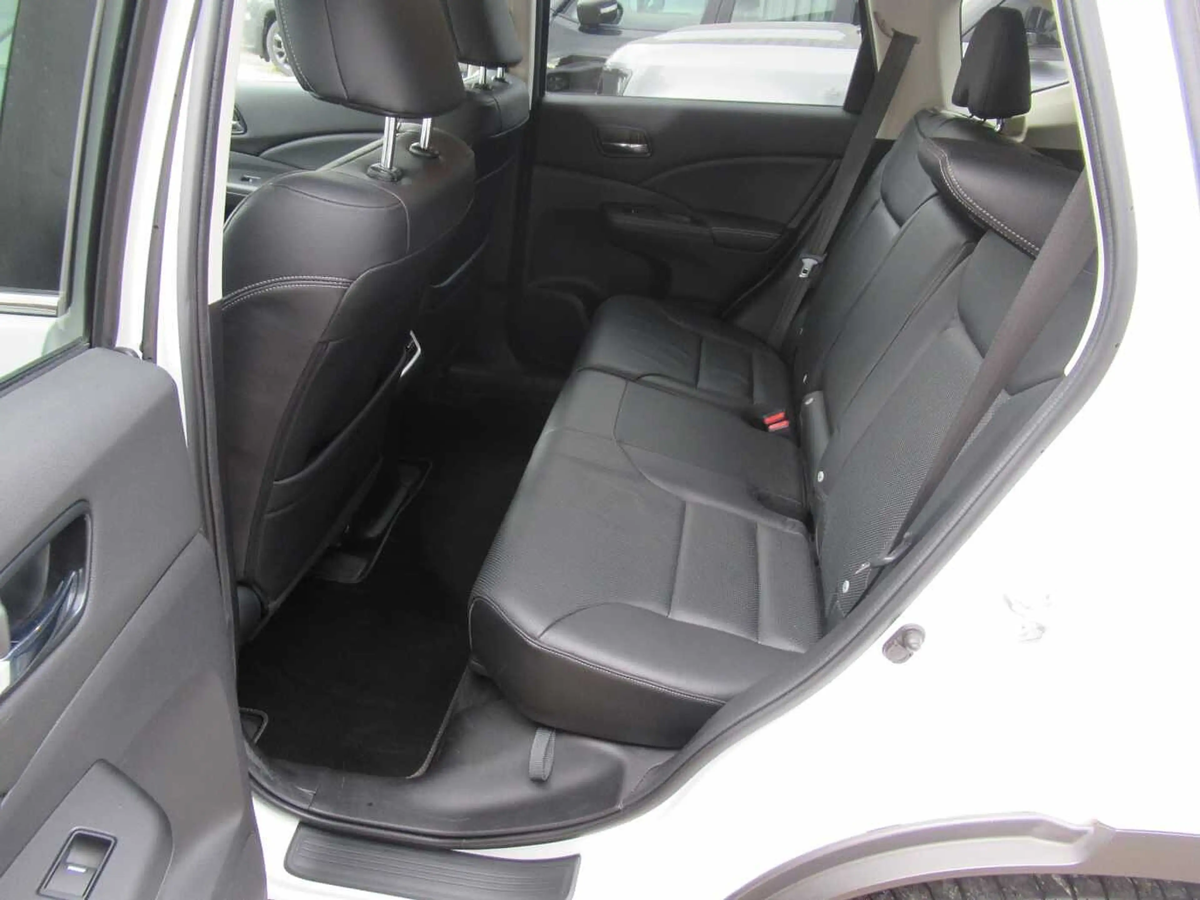 Honda CR-V 2.0i-VTEC 4WD — photo 8