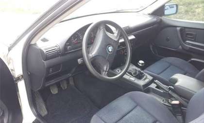 BMW 318 Belle bmw  td compact 98 reprise possible