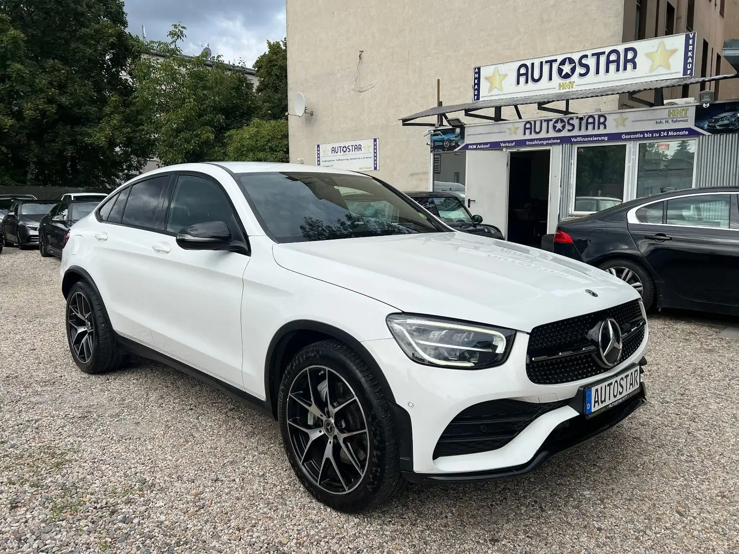 Mercedes-Benz GLC 220 d Coupe 4Matic*AMG Line*1.Hand*Top Weiß - 2