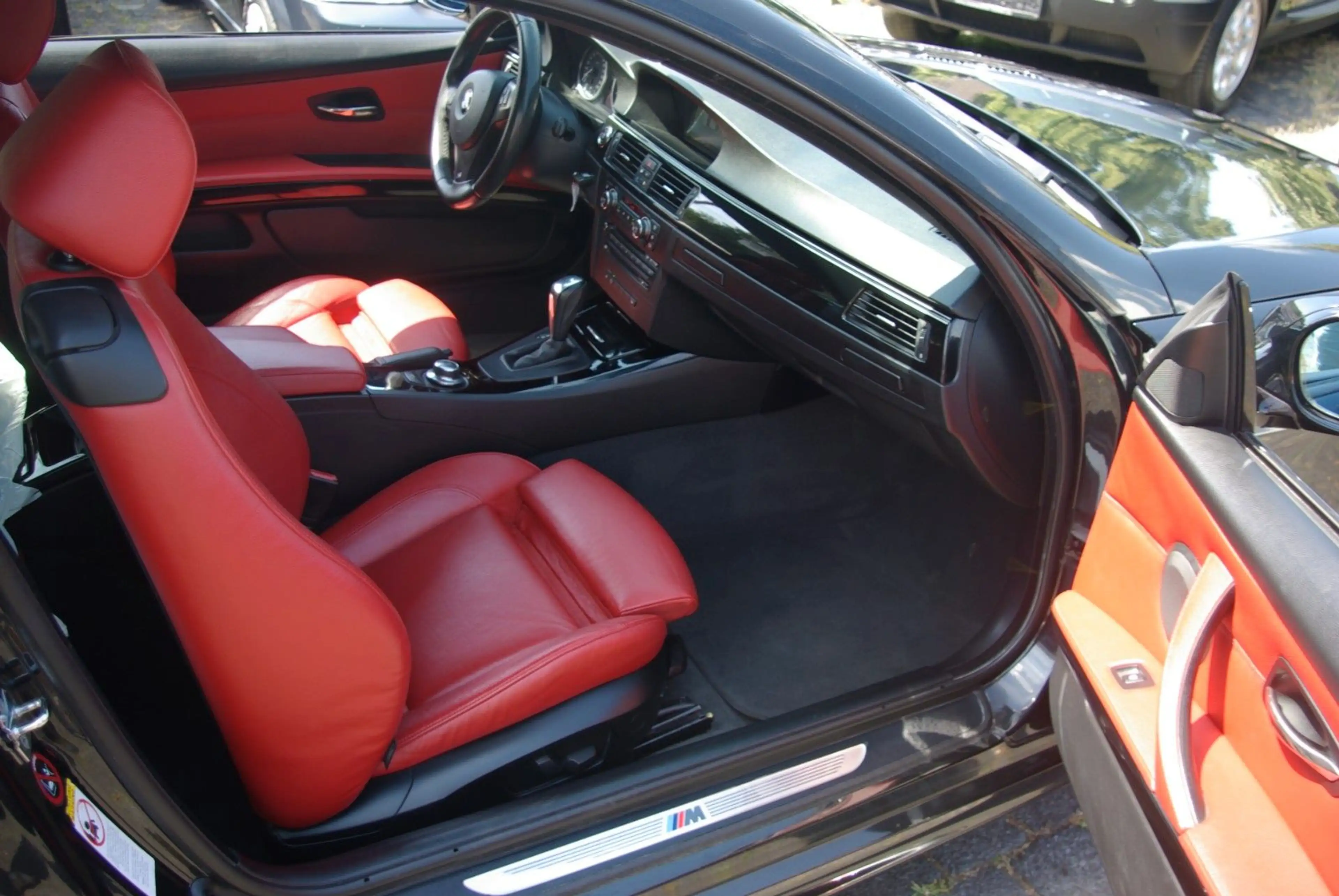 BMW 325 i Coupe  Lederausstattung — photo 11