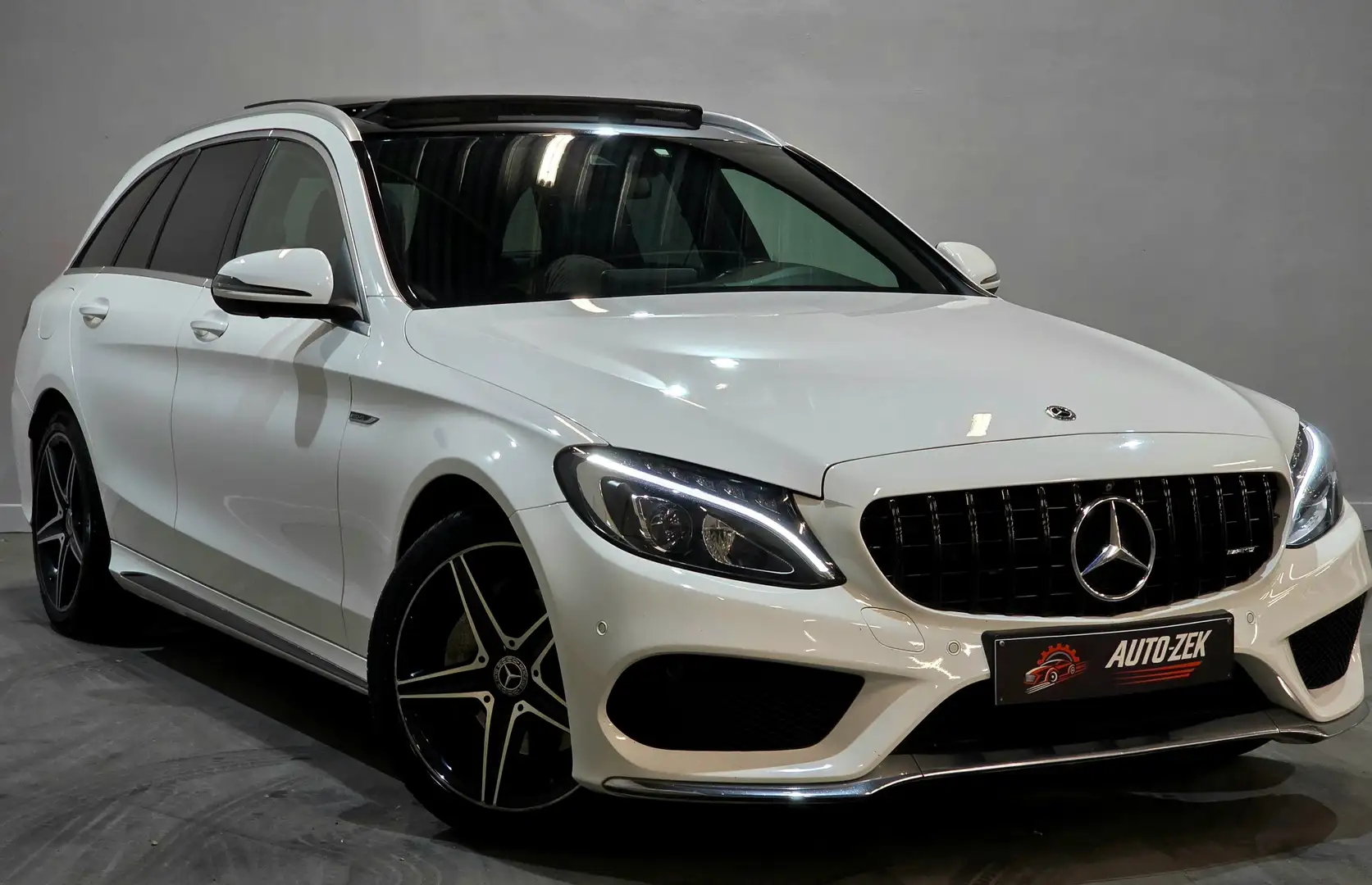 Mercedes-Benz C 200 MERCEDES-BENZ C180/PACK AMG/NAV/CAM/FULL /OPTION/ Weiß - 1