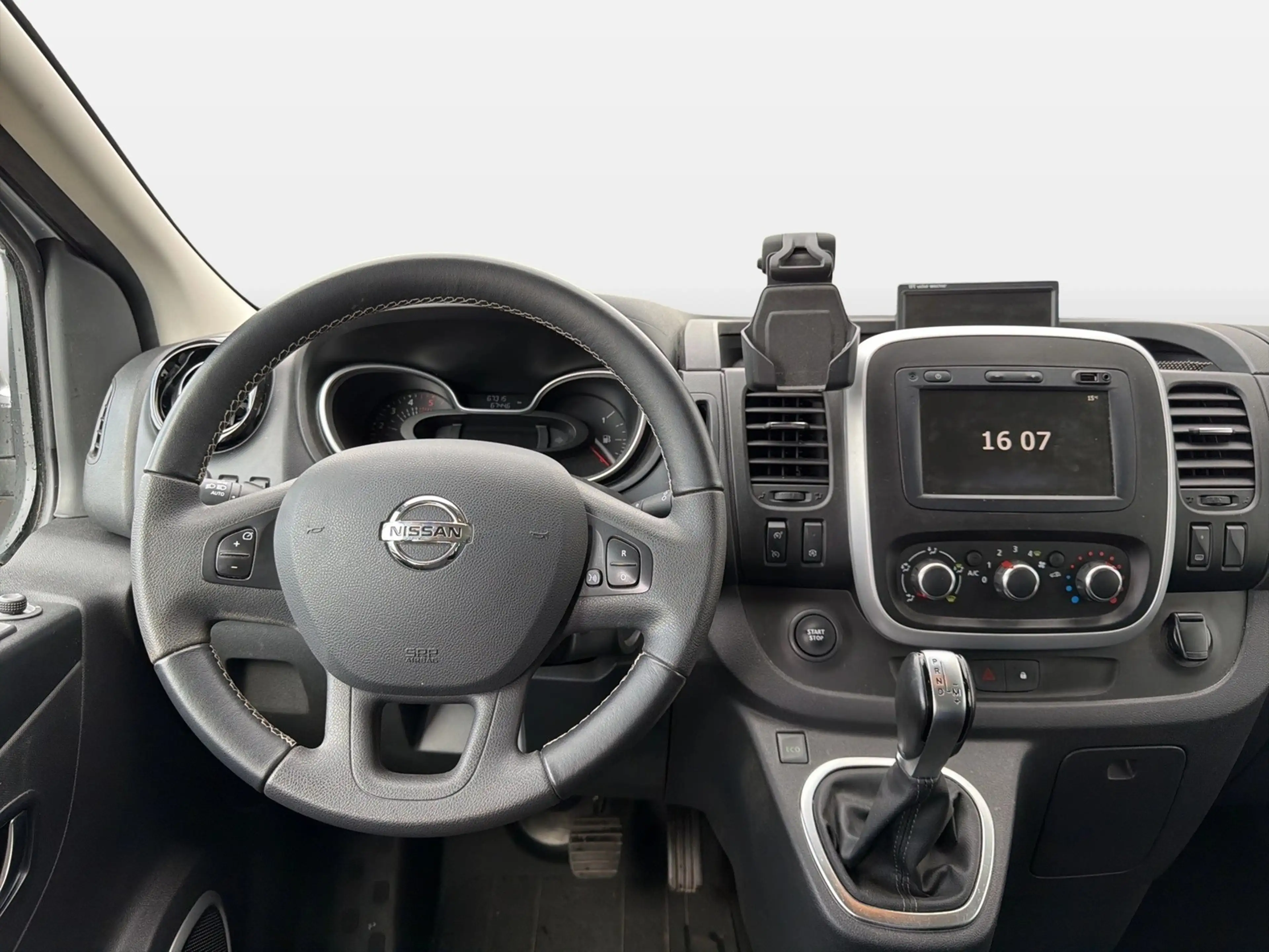 Nissan NV300 2.7 dCI DCT Kombi Premium L1H1 KAMERA — photo 11