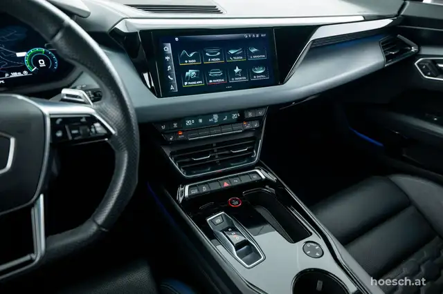 Audi e-tron GT quattro BLACK MATRIX PANO B&O -62% Ansicht 26