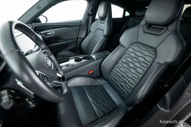 Audi e-tron GT quattro BLACK MATRIX PANO B&O -62% Ansicht 21