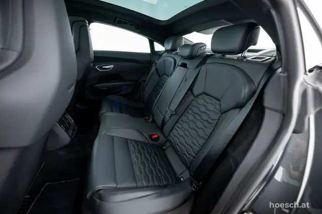 Audi e-tron GT quattro BLACK MATRIX PANO B&O -62% Ansicht 7