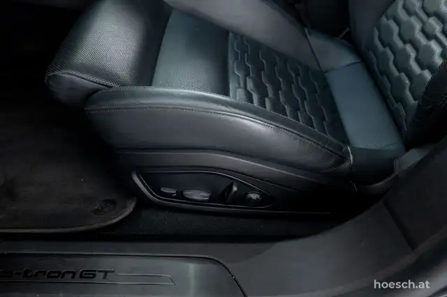Audi e-tron GT quattro BLACK MATRIX PANO B&O -62% Ansicht 32