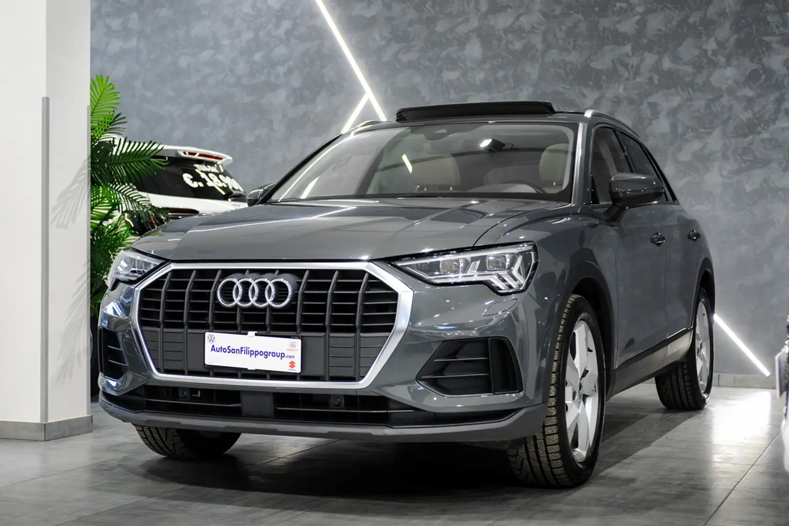 Audi Q3 Q3 35 2.0 tdi Business Advanced s-tron TETTO-PELLE Grigio - 1