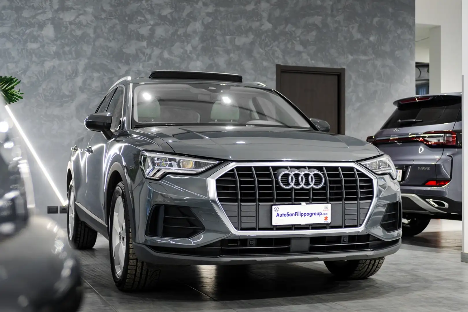 Audi Q3 Q3 35 2.0 tdi Business Advanced s-tron TETTO-PELLE Grigio - 2