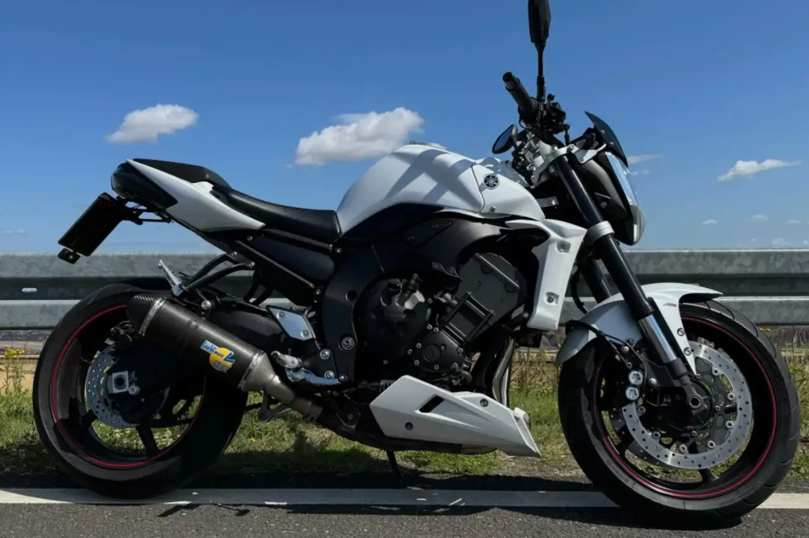 Yamaha FZ 1 Biały - 2