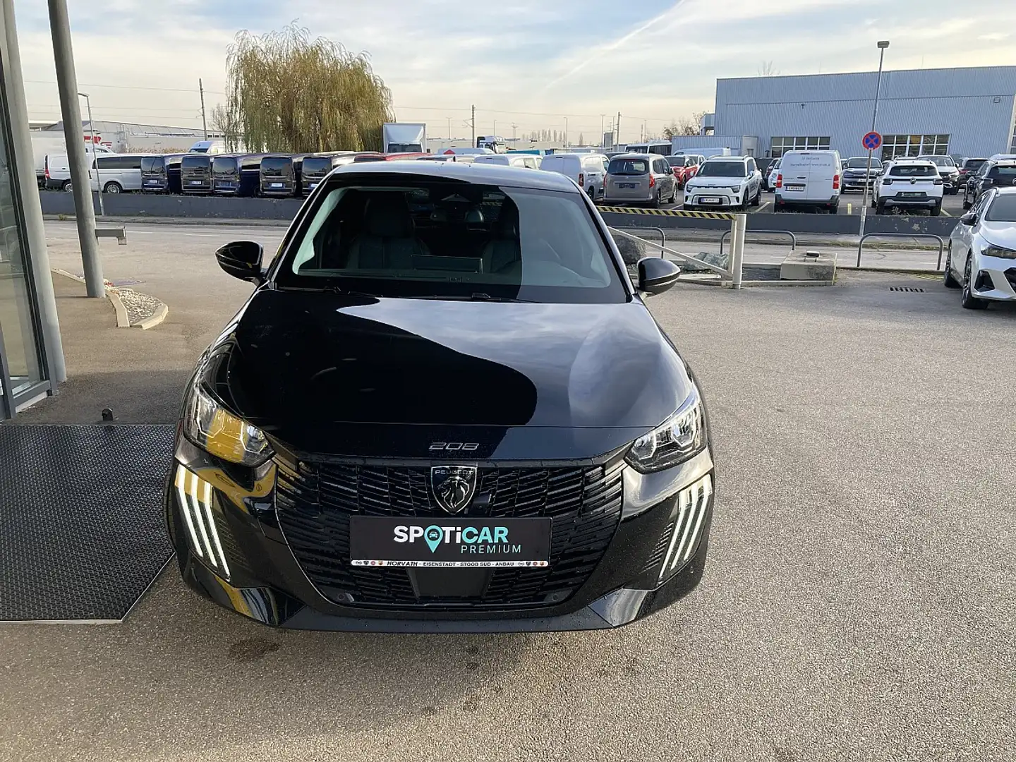 Peugeot 208 Hybrid 110 e-DCS6 Allure!TOP ANGEBOT! Schwarz - 2