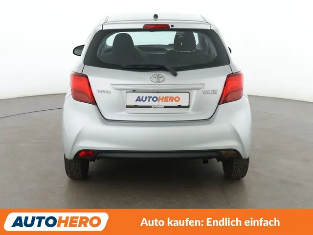 Toyota Yaris view 5