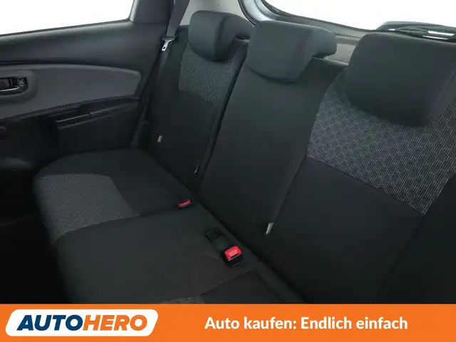 Toyota Yaris view 14