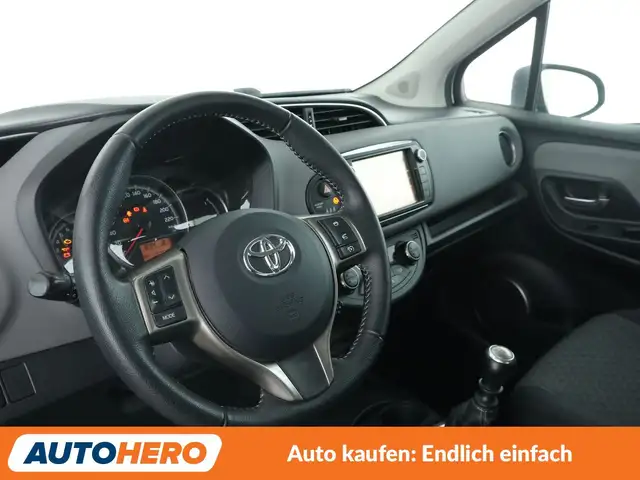 Toyota Yaris view 11