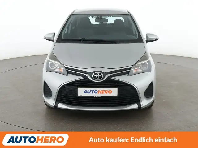 Toyota Yaris view 9