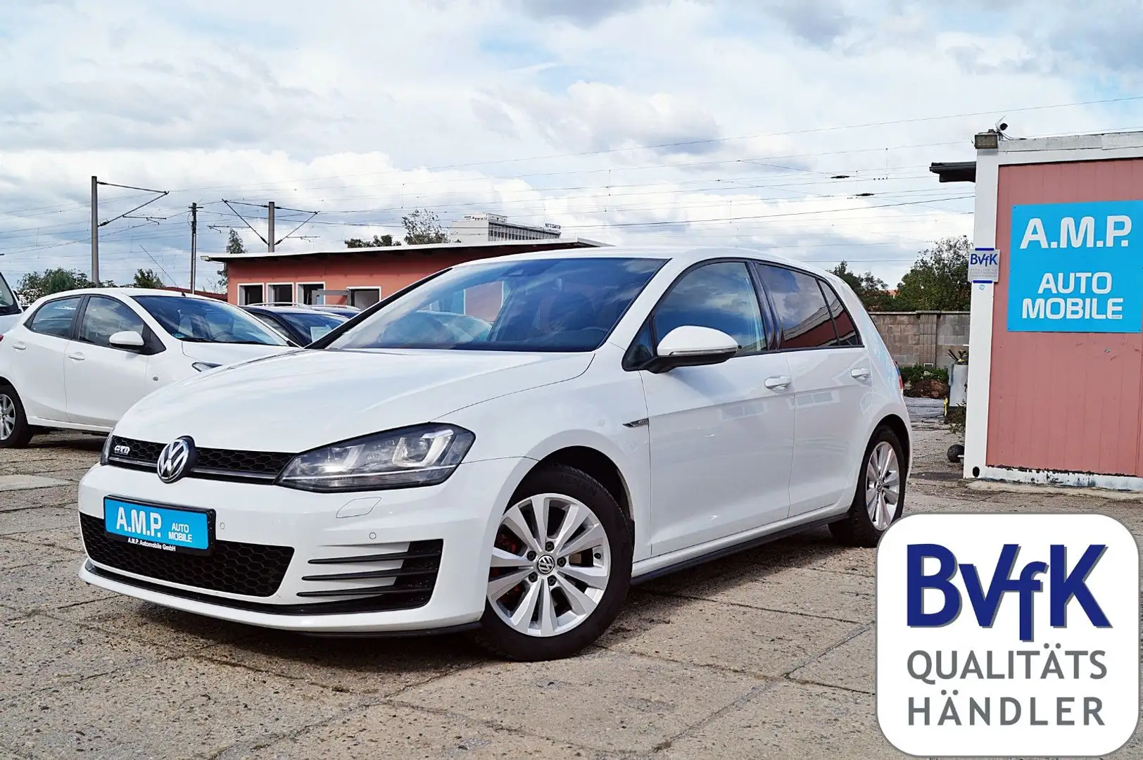 Volkswagen Golf 7 GTD 2.0TDI DSG, Navi, Sitzhzg, S-Heft gep Weiß - 1