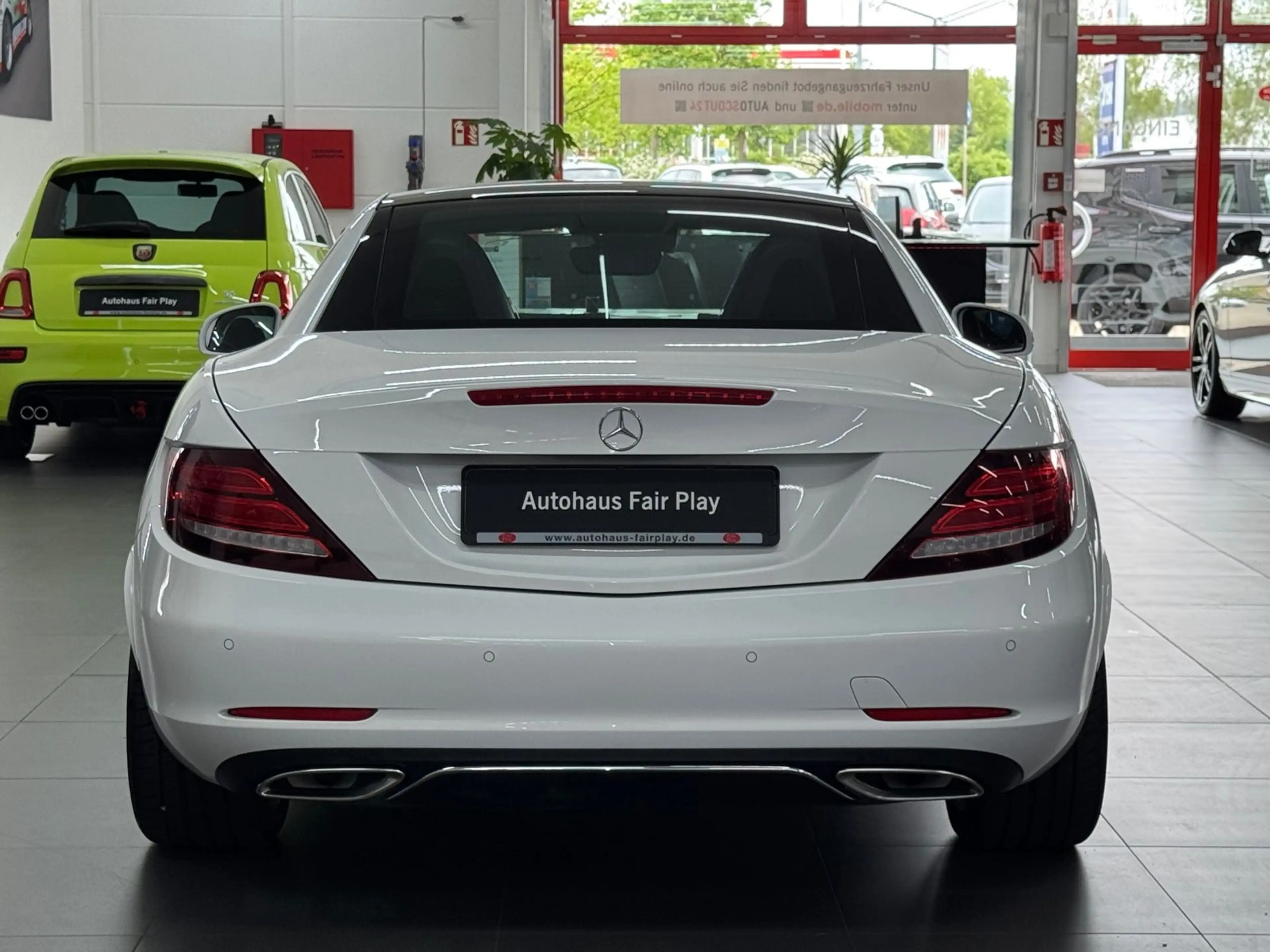 Mercedes-Benz SLC 200 SLC Roadster UNFALLFREI, Garagenwagen!!! — photo 8