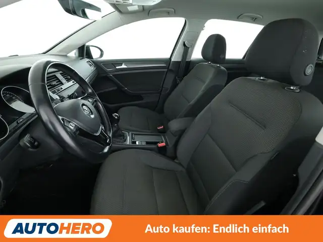 Volkswagen Golf view 10