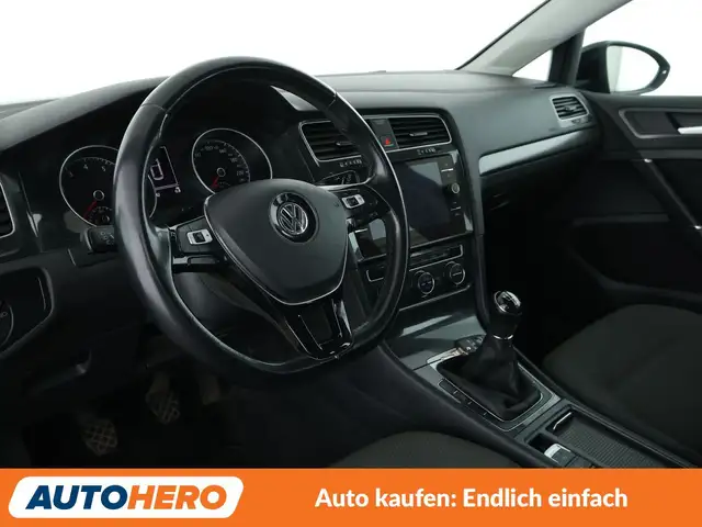 Volkswagen Golf view 11