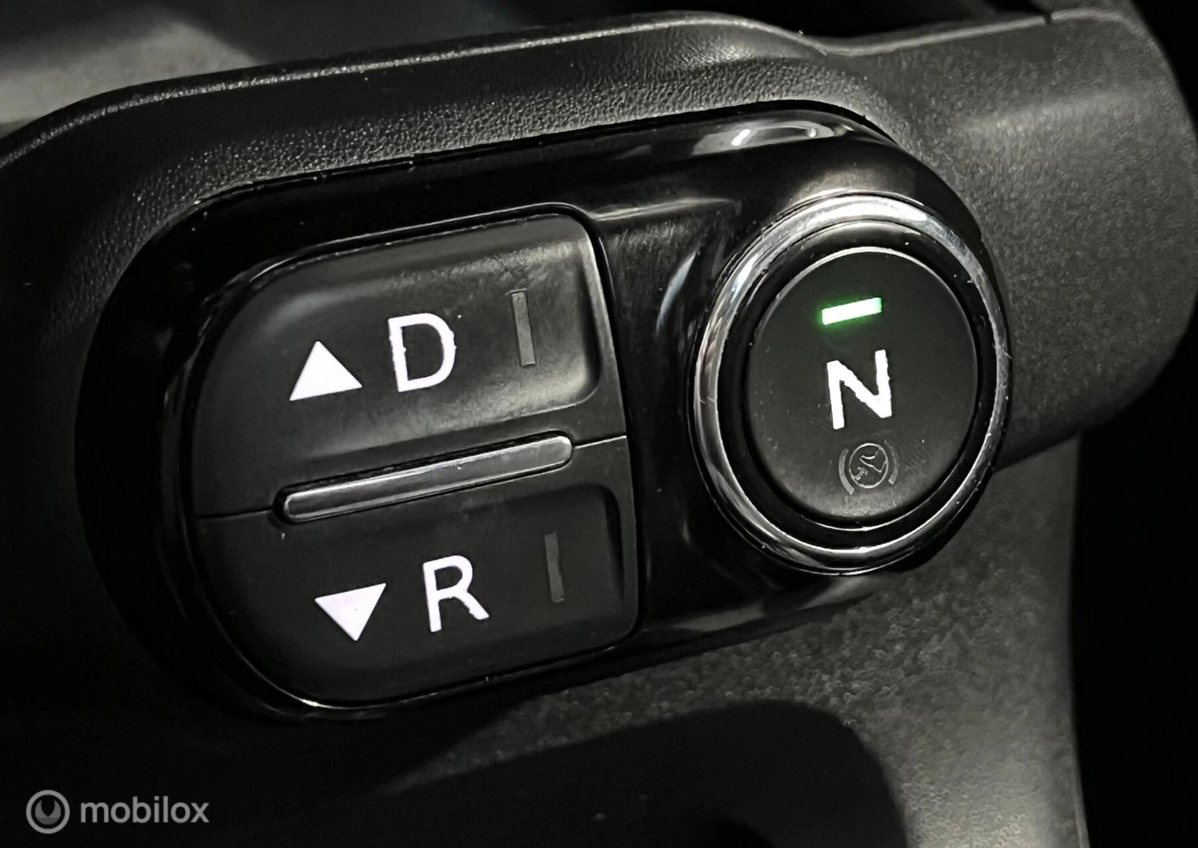 Citroen C4 Cactus 1.6 e-HDi AUTOMAAT Shine [ NAP panorama trekhaak ] — photo 19