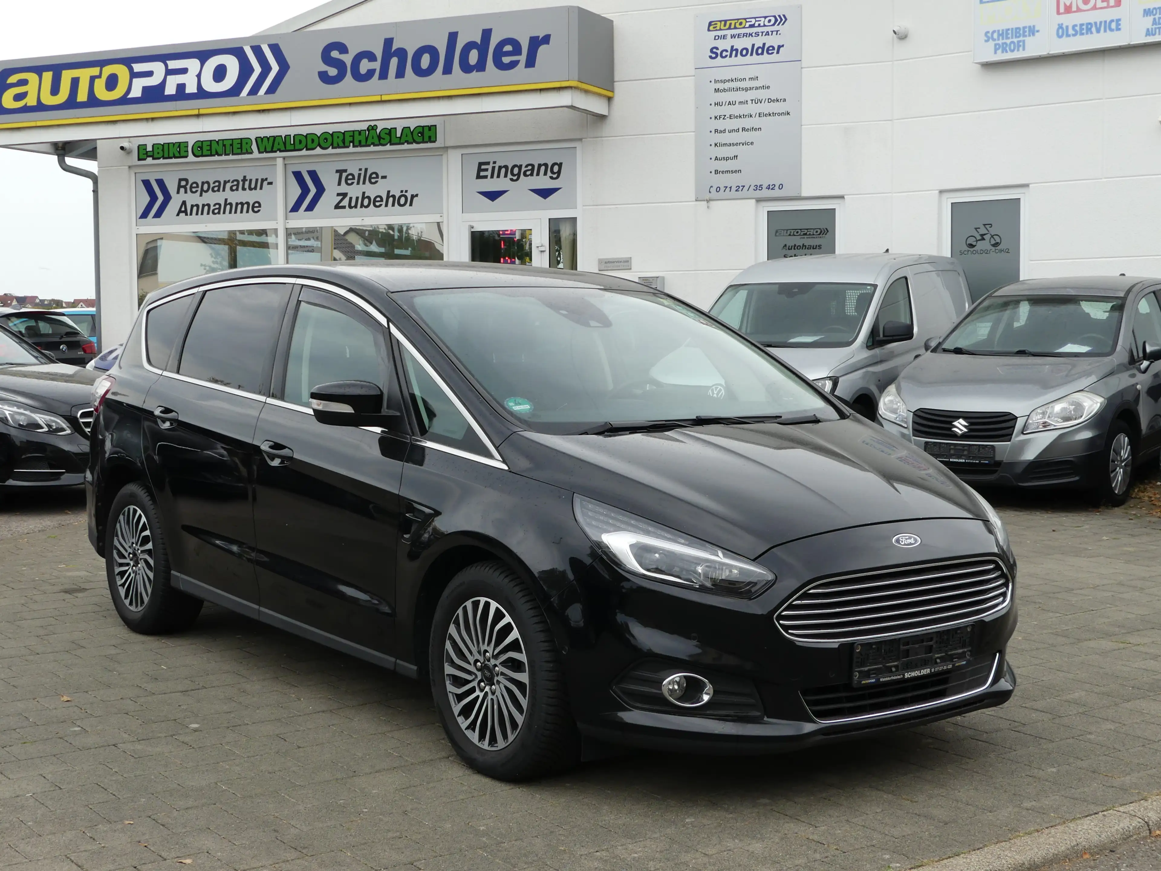 Ford S-Max Titanium Aut. | NAVI | CAR-PLAY | 7-SITZER