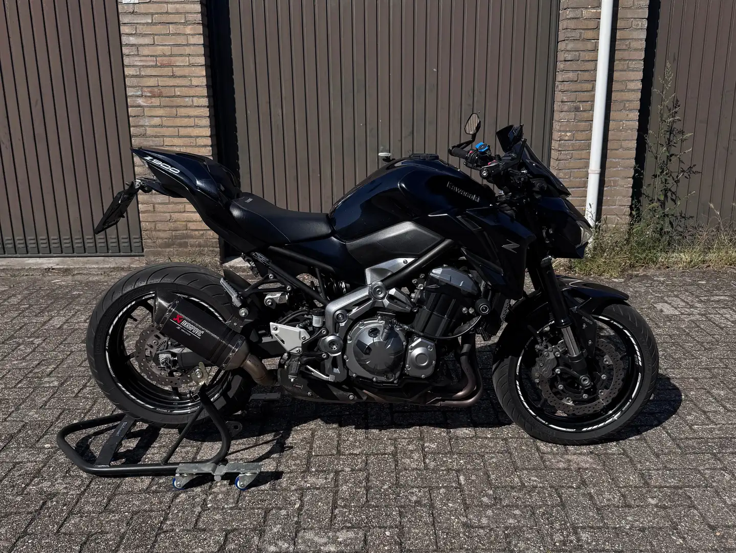 Kawasaki 900 Z Z900 Noir - 1
