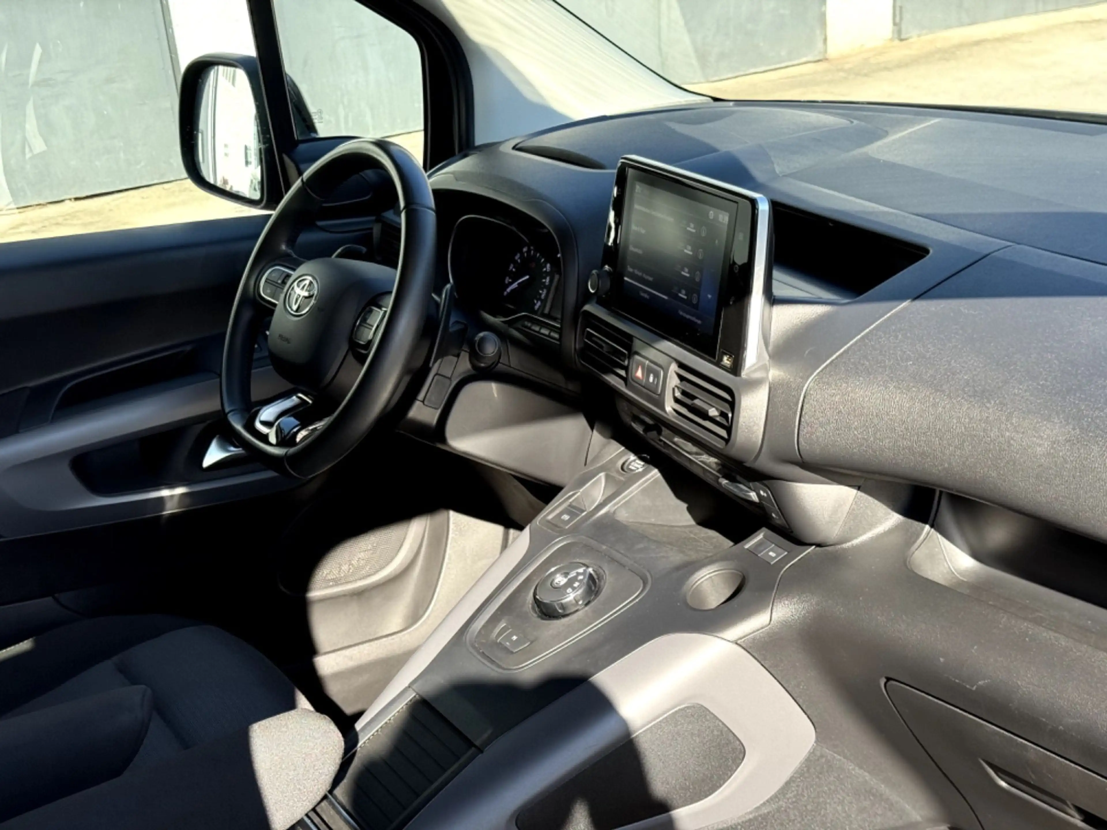 Toyota Proace City Verso L2 1,2 130 Family+ Aut. — photo 6