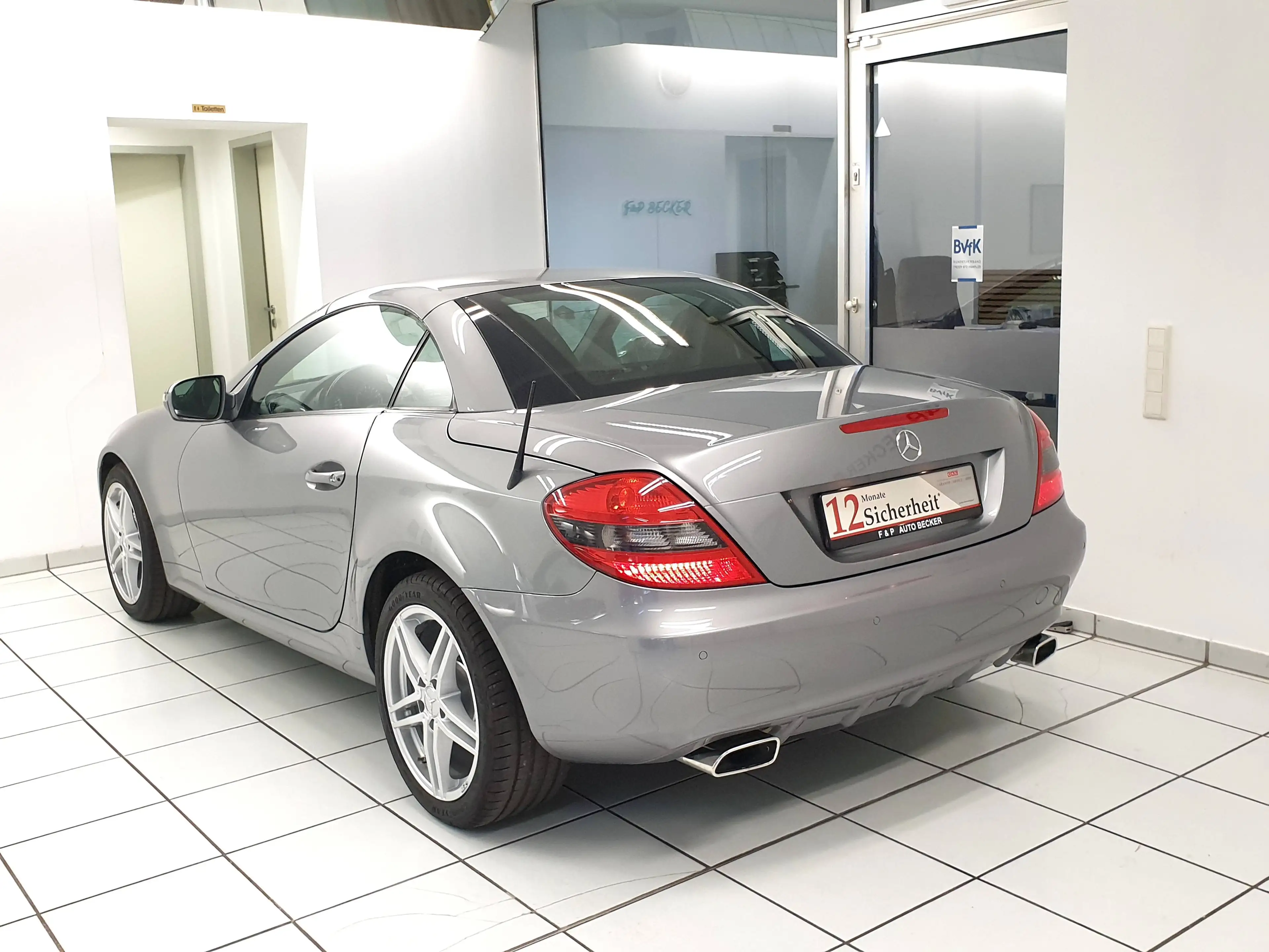Mercedes-Benz SLK 200 SLK 200 Kompressor Automatik Scheckheft Airscarf — photo 7