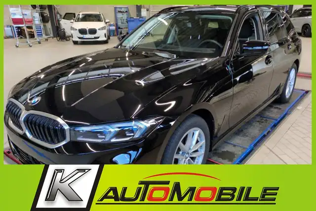 BMW 320 d xDrive LED+ACC+STHZ+H&K+Head-Up+Kamera+AHK
