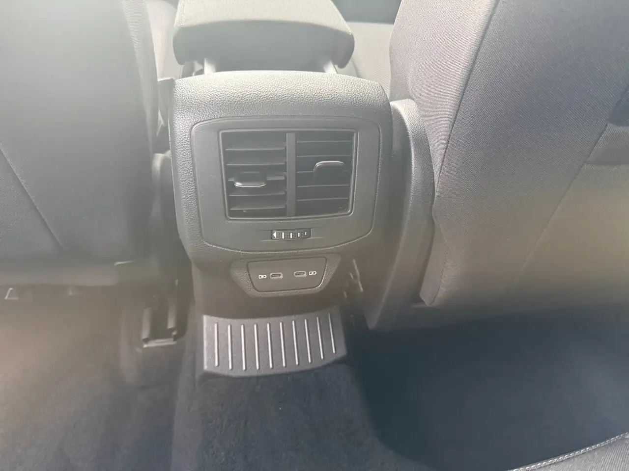 Volkswagen T-Roc Life TDI 19