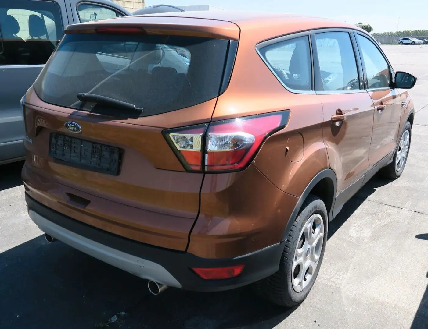 Ford Kuga Trend / 1. Hand Braun - 2