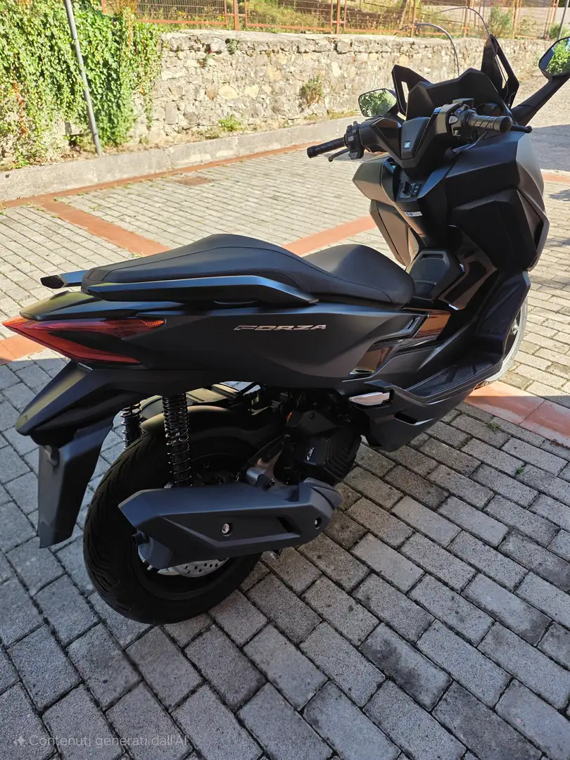Honda Forza 125 Nero - 1