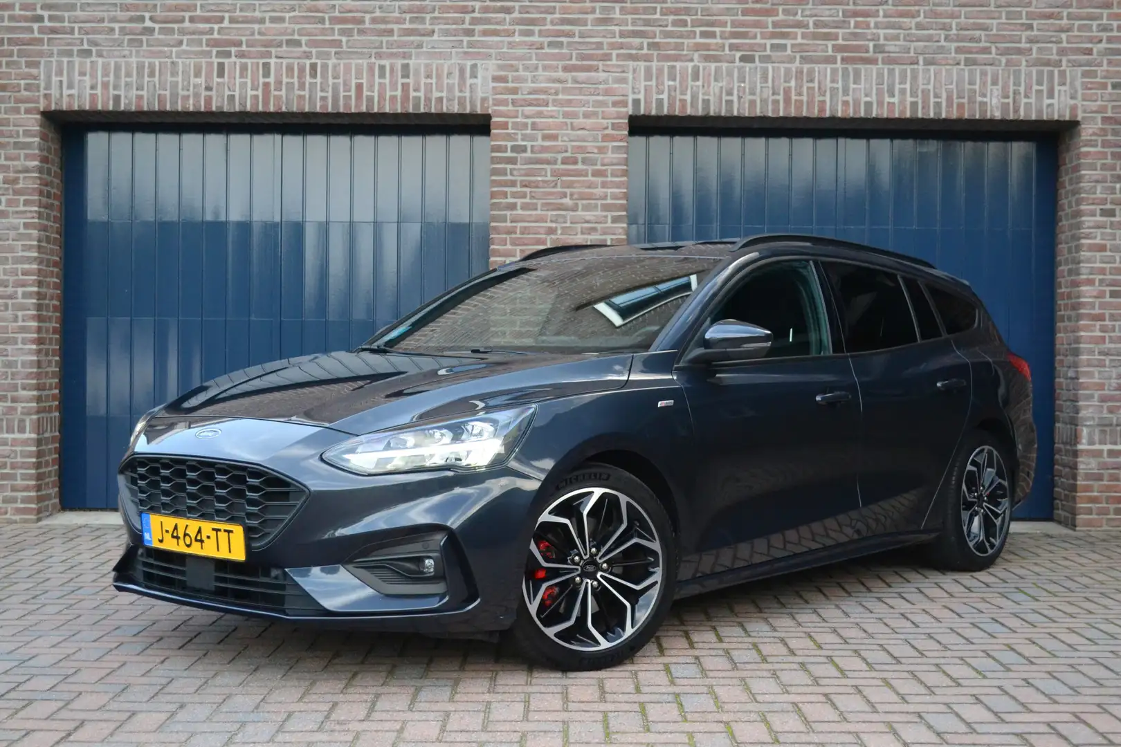 Ford Focus Wagon 1.0 EcoBoost 155pk Hybrid ST Line X Business Bleu - 1
