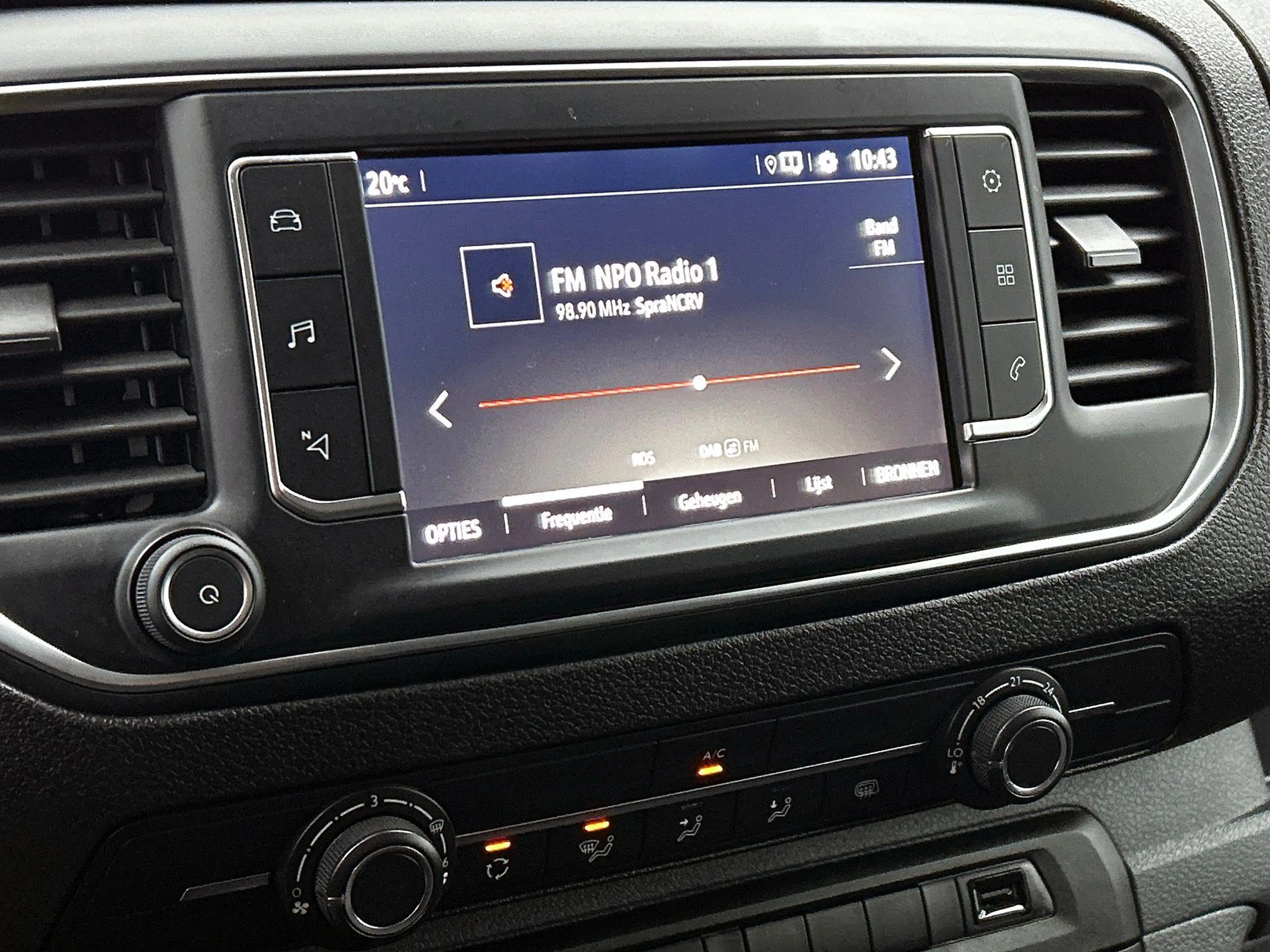 Opel Vivaro 145pk Automaat L3H1 Dubbele cabine Navigatie Camer — photo 7