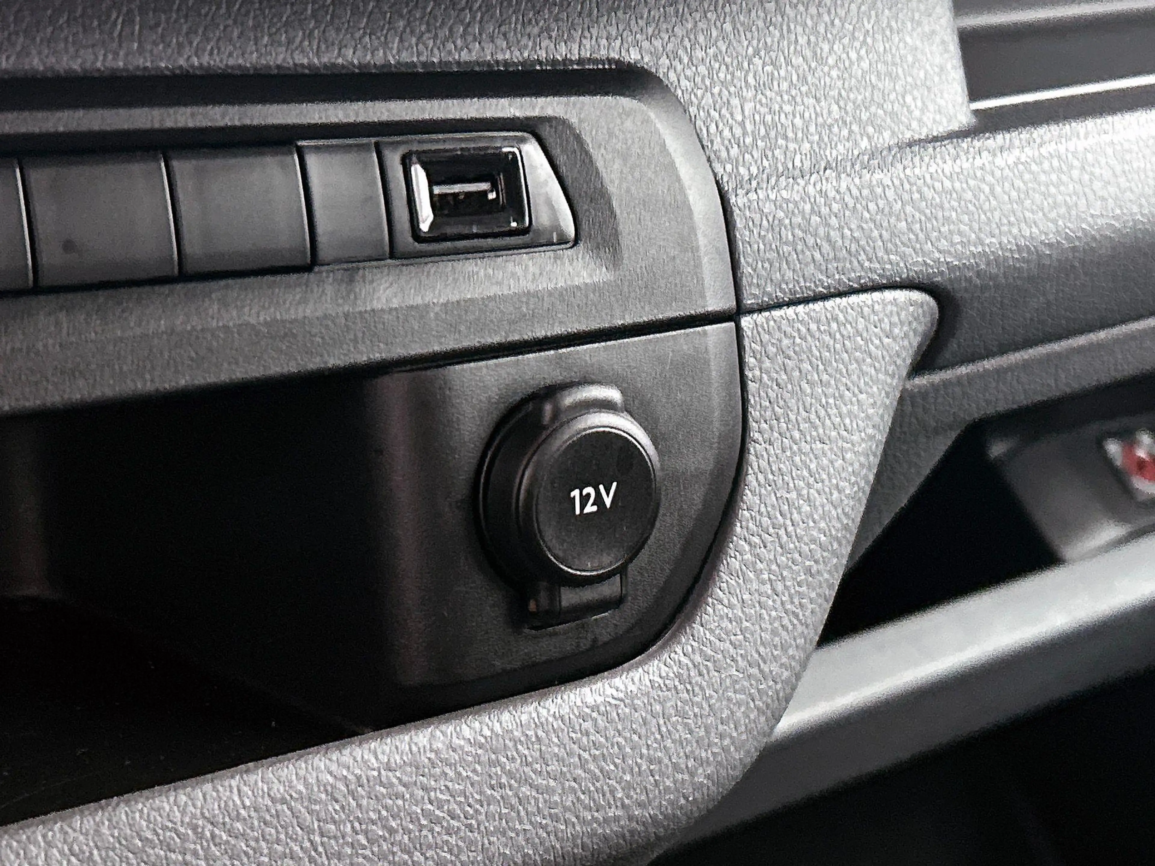Opel Vivaro 145pk Automaat L3H1 Dubbele cabine Navigatie Camer — photo 31