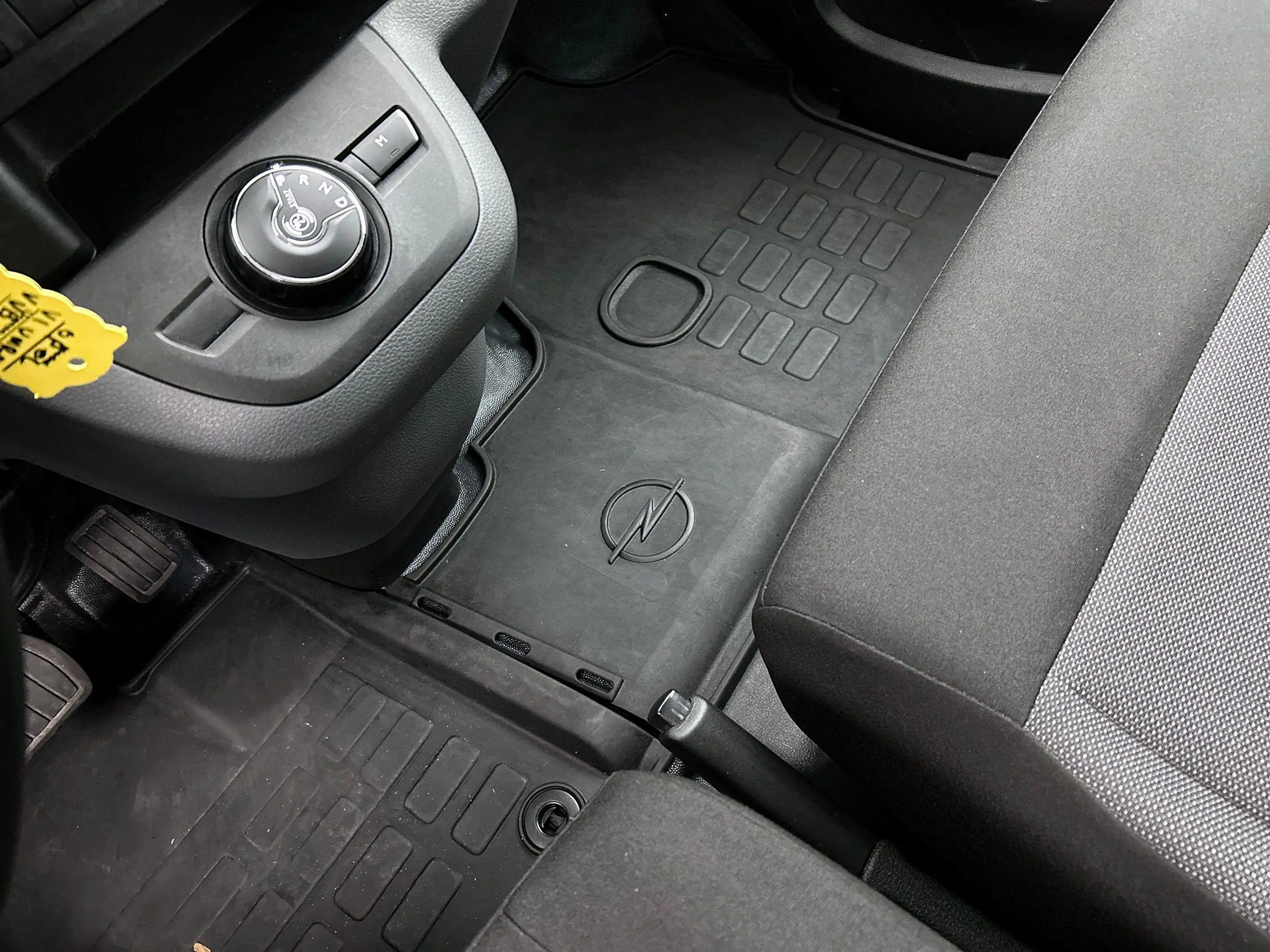 Opel Vivaro 145pk Automaat L3H1 Dubbele cabine Navigatie Camer — photo 14