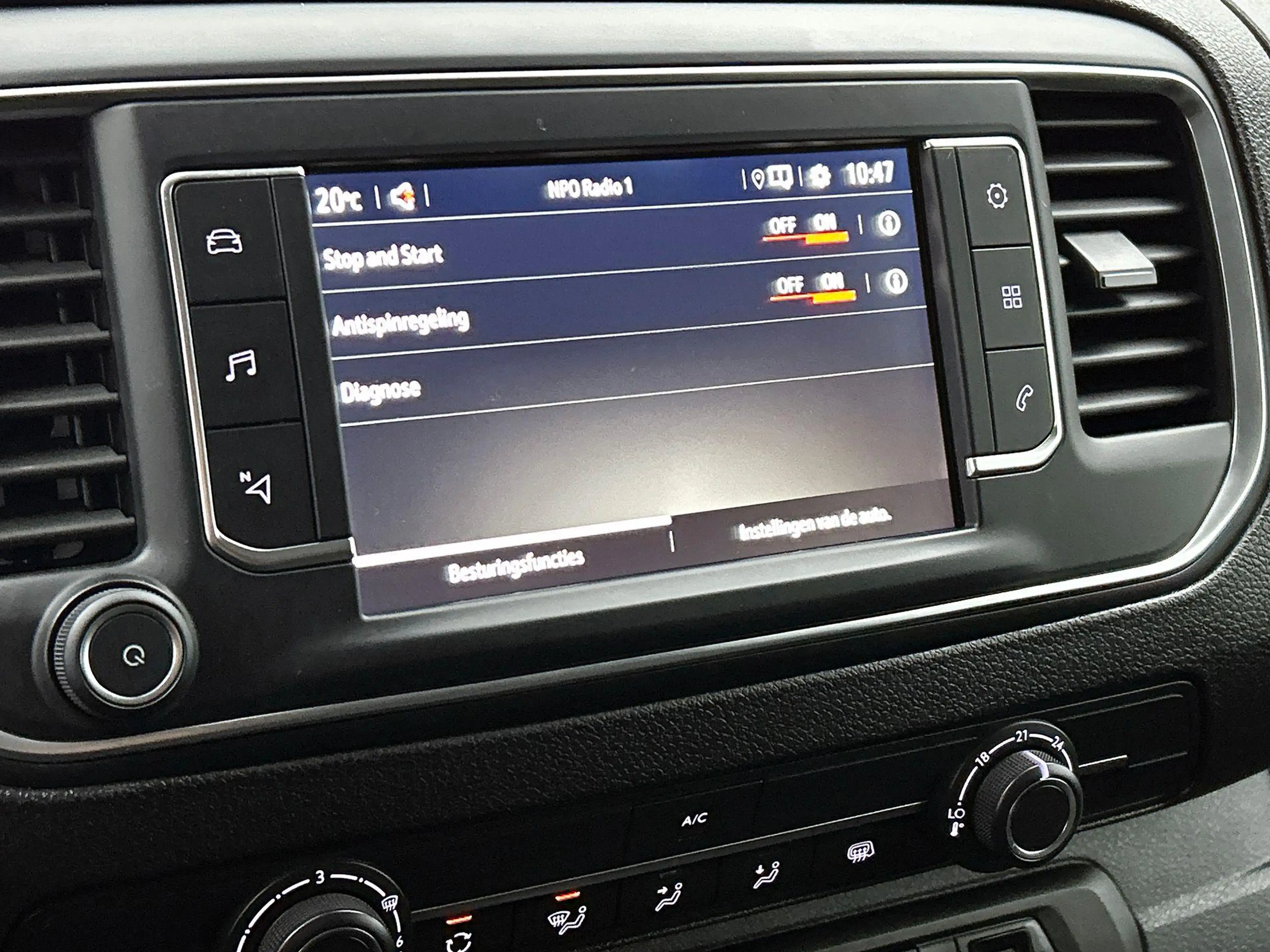 Opel Vivaro 145pk Automaat L3H1 Dubbele cabine Navigatie Camer — photo 11