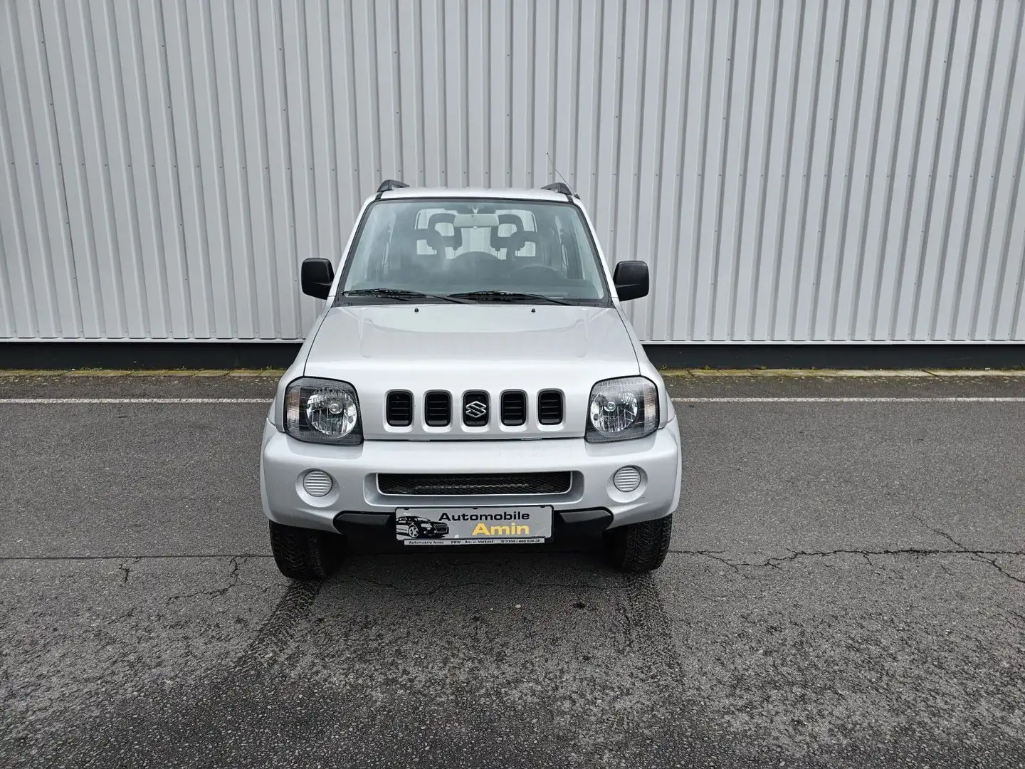 Suzuki Jimny Club Lim. 4x4 Silber - 2