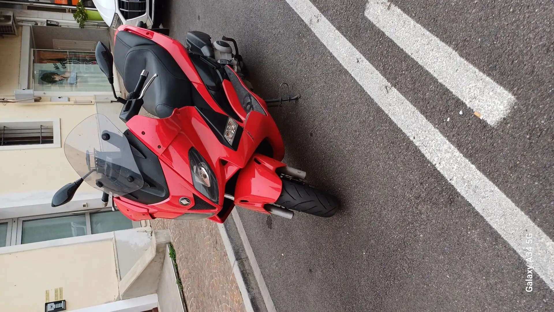 Gilera Nexus 250 Roşu - 1