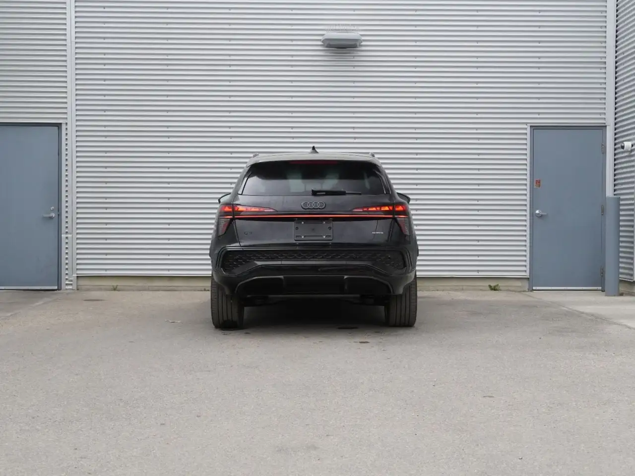 Audi Q3 снимка Audi Q3