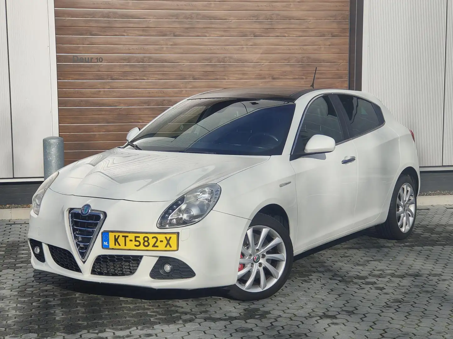 Alfa Romeo Giulietta 1.4 T Business Executive Sport Carplay Zwart leer Blanc - 1