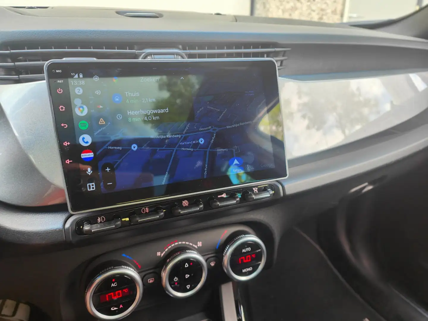 Alfa Romeo Giulietta 1.4 T Business Executive Sport Carplay Zwart leer Blanc - 2