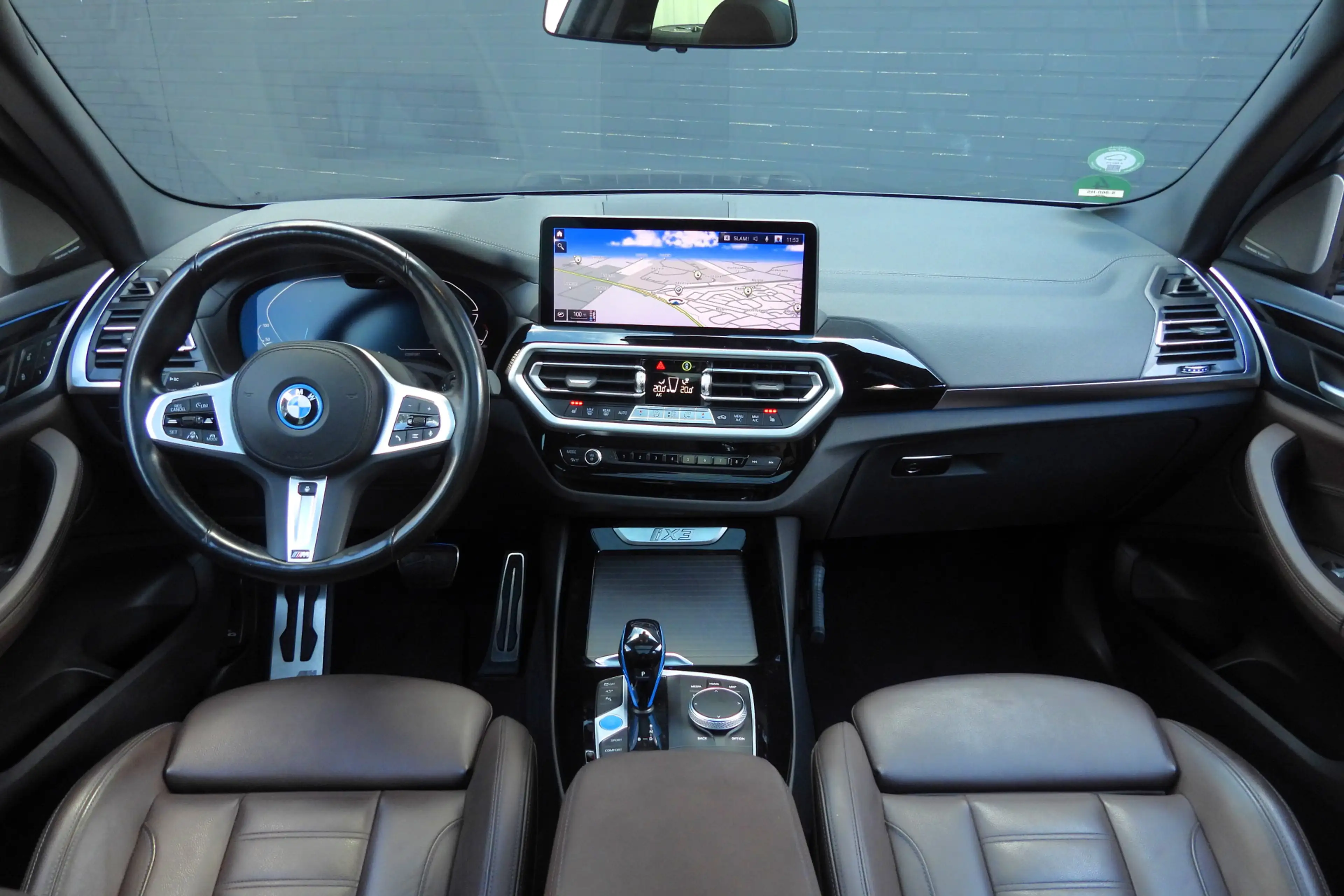 BMW iX3 High Executive M Sport / Trekhaak / Sportstoelen / — photo 3