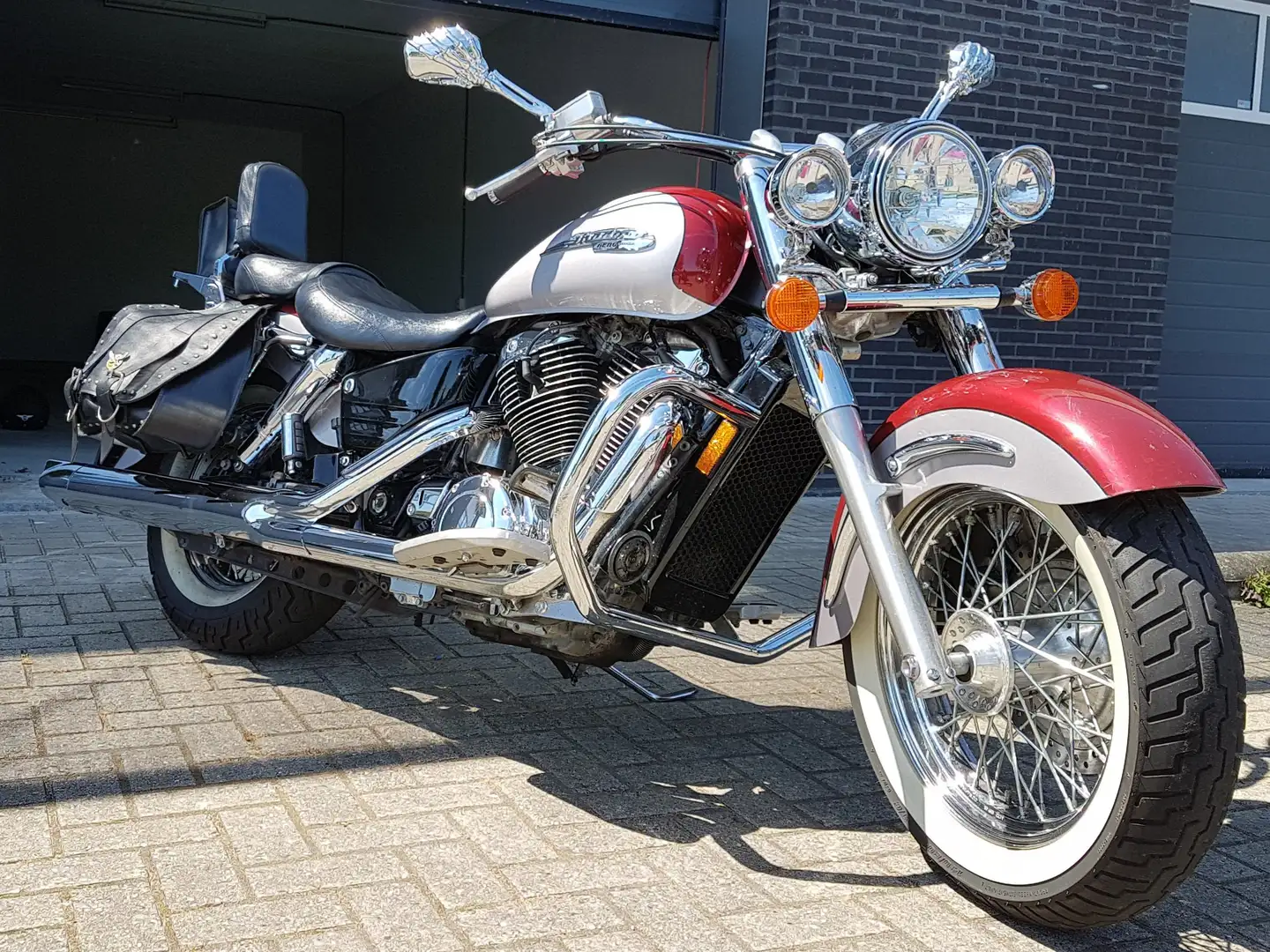 Honda VT 1100 Shadow Aero Rojo - 1