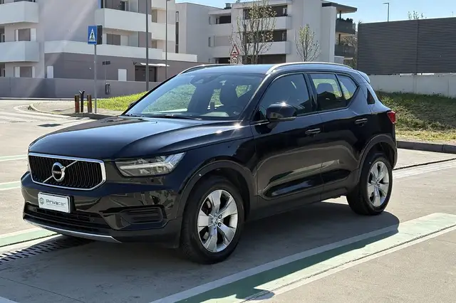 Volvo XC40 XC40 T2 Momentum N1