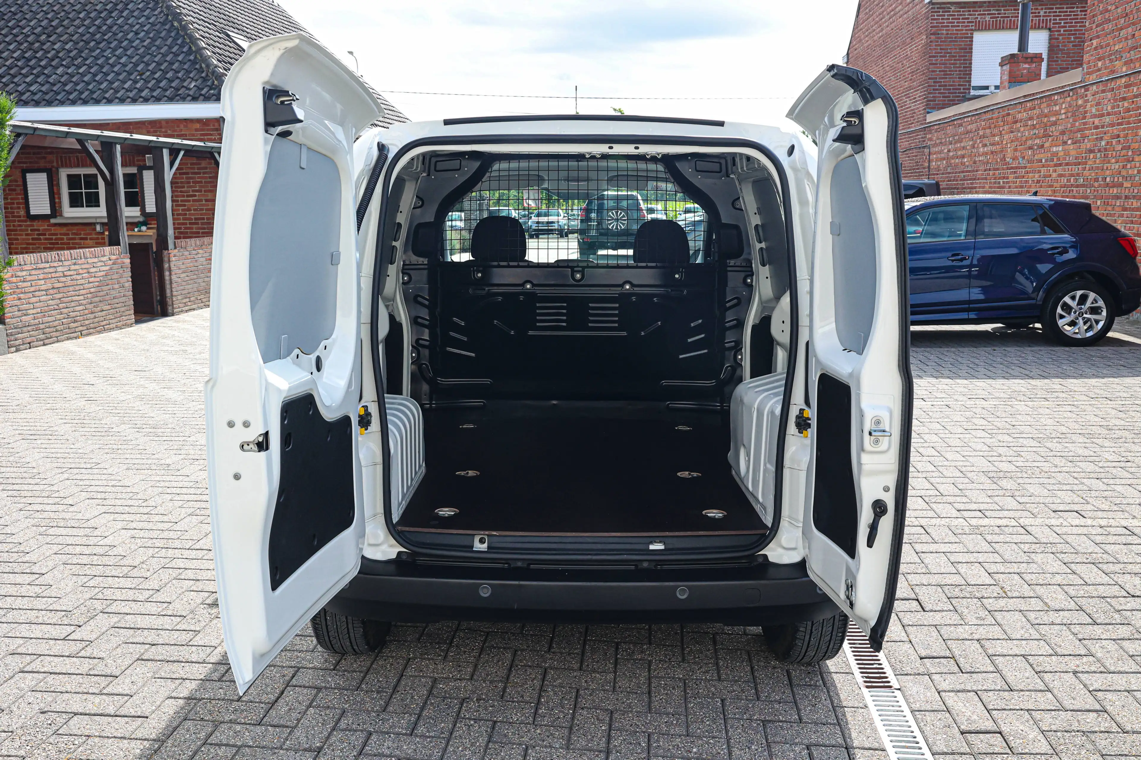 Fiat Fiorino NIEUWSTAAT*APPLE-CARPLAY*PARKEERSENSOREN*AFGEWERKTE-LAADRUIMTE* — photo 14