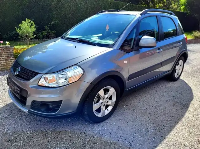 Suzuki SX4 Automatique / 1.6i GL / 72.220 Km / 2012