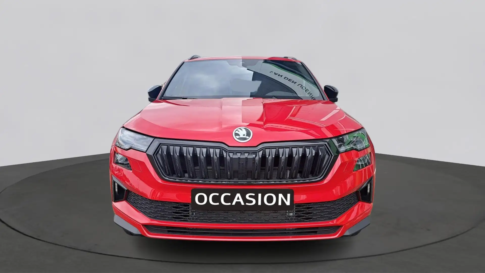 Skoda Karoq 1.5 TSI 150pk Automaat Sportline Business / Panora Rood - 2