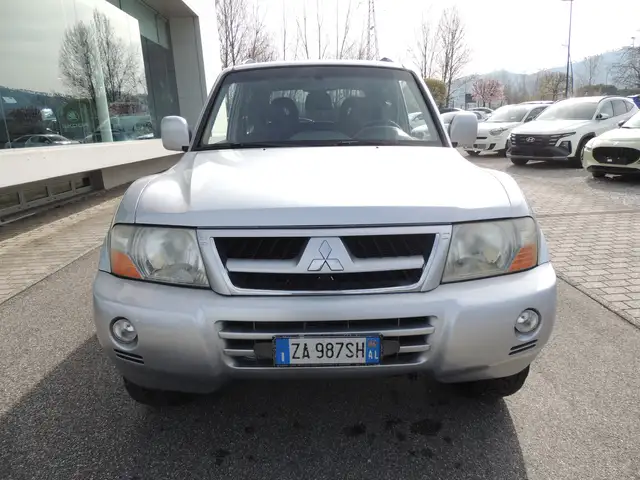 Mitsubishi Pajero Pajero 3.2 tdi 16v di-d Invite GANCIO TRAINO
