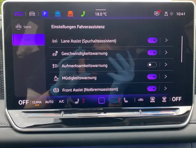 Volkswagen Tiguan view 21